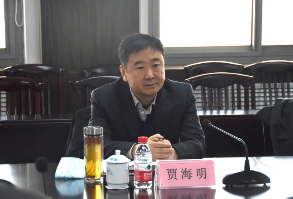 教育厅副厅长贾海明出席学院学习贯彻五中全会精神座谈会并作指导讲话