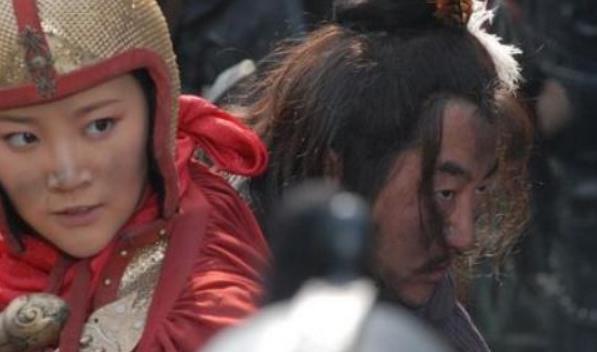 扈三娘为何对王英死心塌地,王英有个好处,林冲万万不及_腾讯新闻