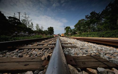 民国时期,阎锡山为什么要把山西铁路修成窄轨呢?