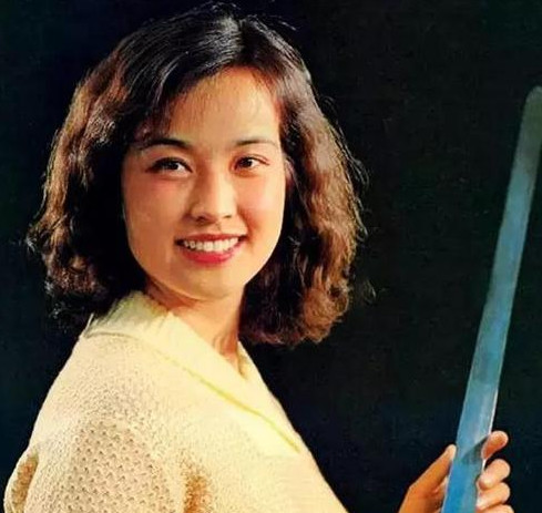 77岁白骨精杨春霞一生不谈西游记至今不原谅导演杨洁