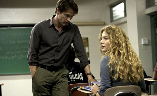 超时空来电傻白甜如何变成变态杀人犯