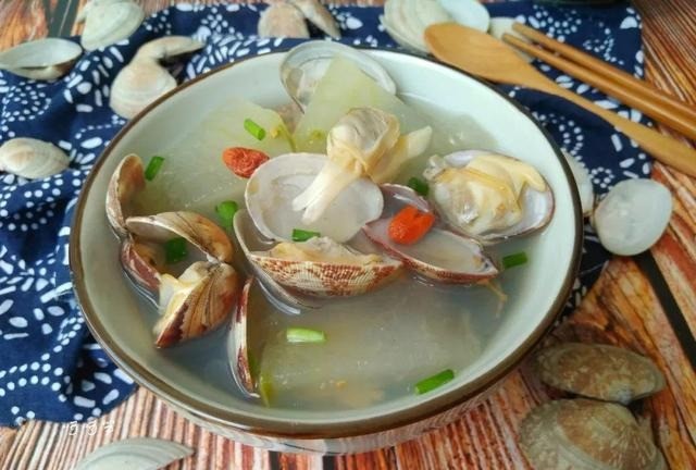 冬瓜蛤蜊汤,牢记这一步,清淡爽口,花蛤干净无泥沙_腾讯新闻