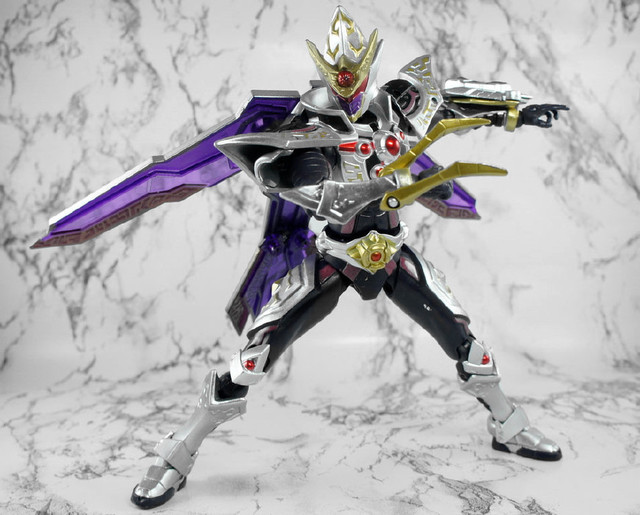 如果你身边突然多了一个铠甲勇士你希望是谁炎龙侠