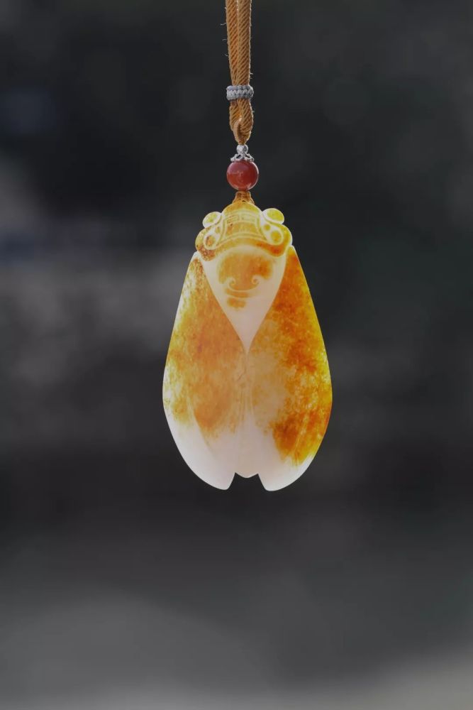 和田玉俏色多姿多彩百媚生