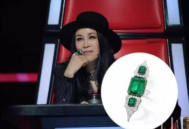 那英演唱会中戒指不慎飞出去了她吓得大喊戒指还我