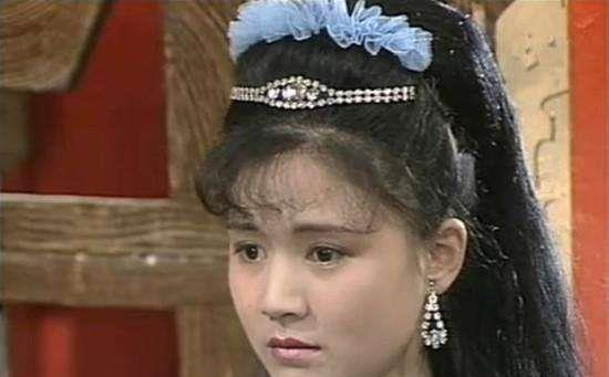 在《封神榜》筹拍时,导演郭信玲找徐娅饰演女一员.