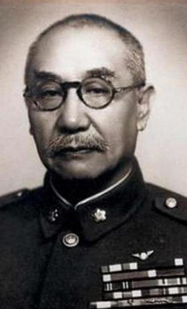 "山西王"阎锡山晚年如何度?每天青菜馒头,临终前给后人留7点遗嘱!