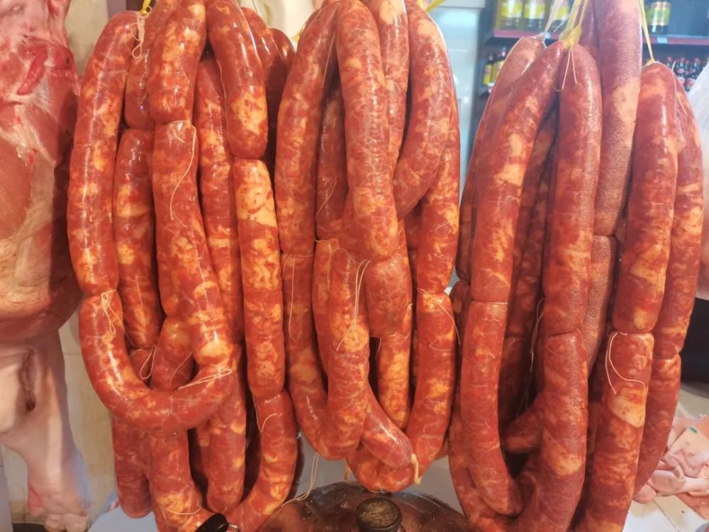 你家开始灌香肠,腌腊肉了吗?前方大型"真香"现场,请备好纸巾!