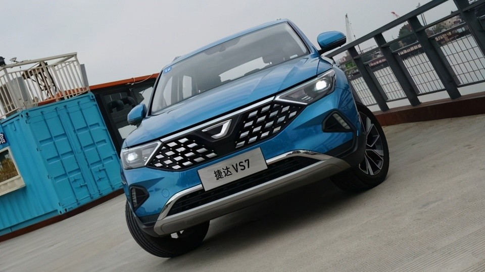 13万多就能买到顶配的大众suv,捷达vs7体验如何?_腾讯新闻