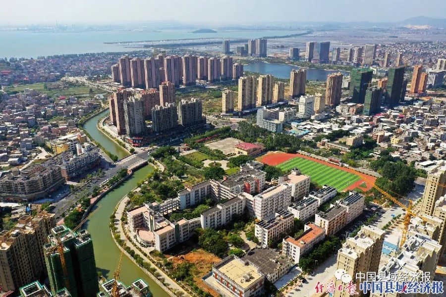 珠联璧合福建泉州泉港区石化产城融合共促协调发展