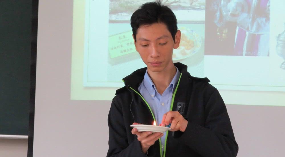 这名保镖名叫洪立明,外号长七,早年是g4成员.