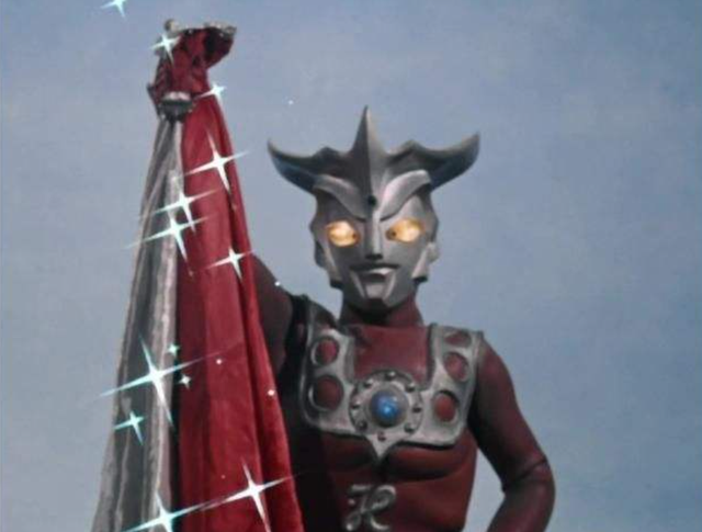 希卡利奥特曼终于有自己的披风了丸山浩亲自设计爱迪馋哭了