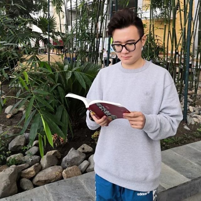 孔翔宇:组诗【你的重要不仅仅是重要——兼与张建伟教授商榷】