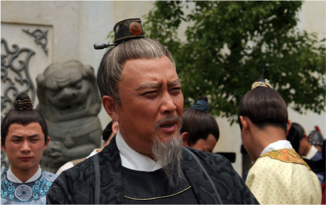 一代名相张居正:虽个人生活极度奢侈,却让明朝多活了60年_腾讯新闻