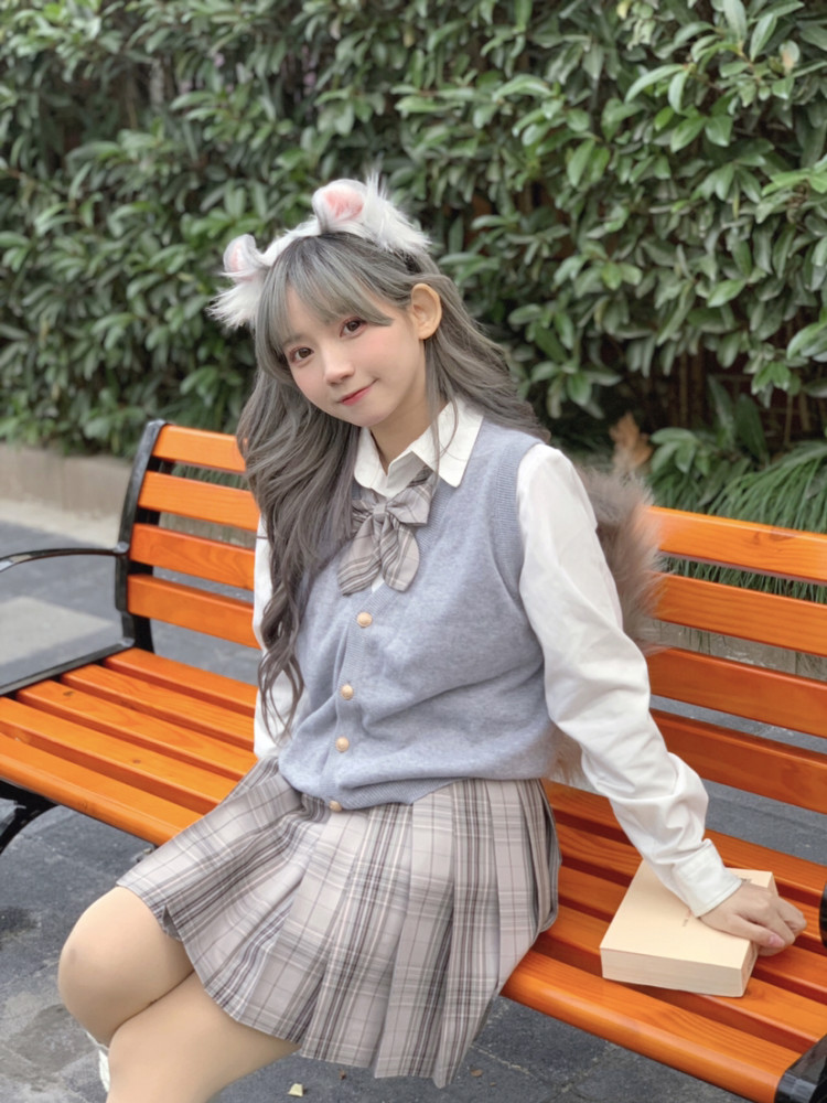 日系jk穿搭今天是可爱的卷耳猫