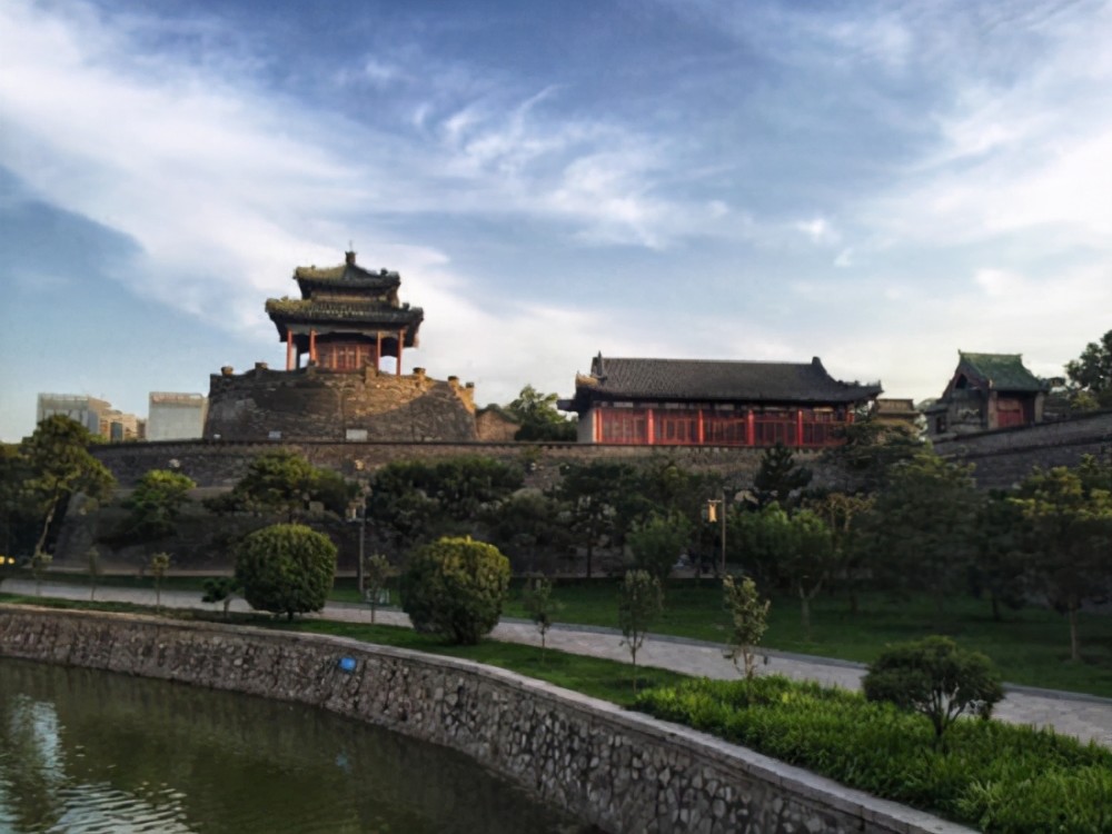 魏国都城:魏国在历史上曾有两个都城分别是:安邑,大梁.