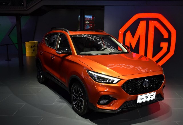 3t 6at,比缤智都帅气|车身|6at|名爵zs|小型suv|本田缤智