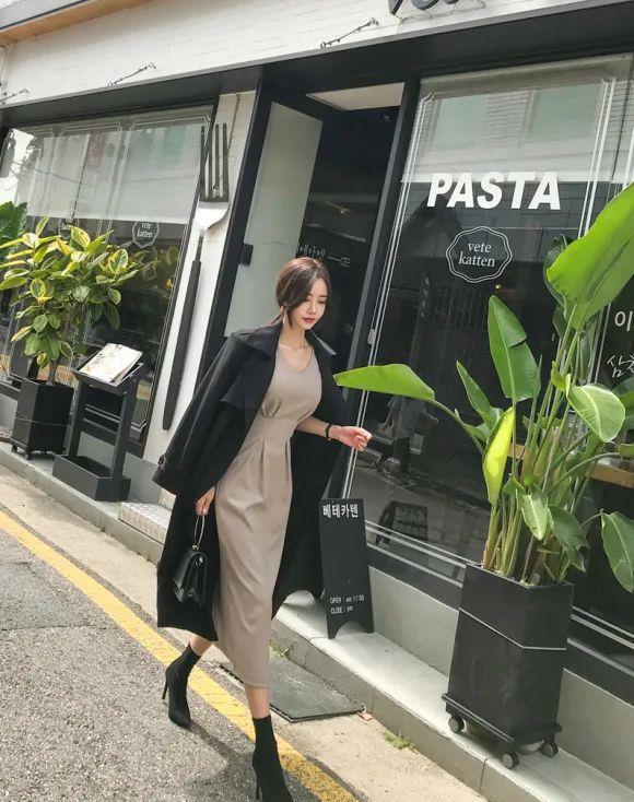 在有限空间内装进更多可能：我的桌搭思绪 好物分享