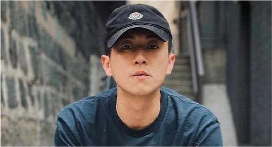 何止一个,比如《爱回家之开心速递》的"朱凌凌"吴伟豪,"秦博思"马贯东