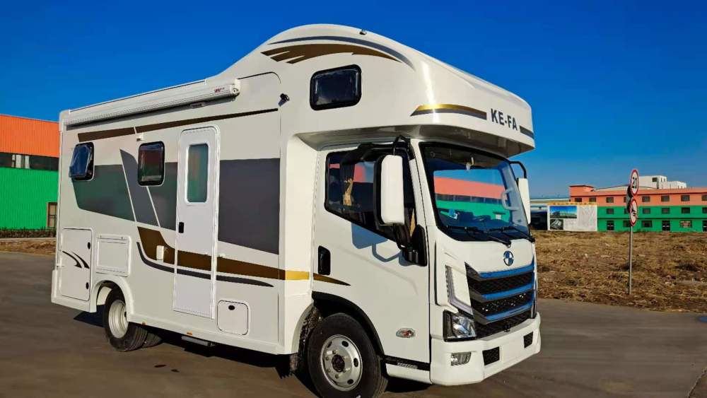 科发蓝牌跃进轻卡新型房车自动挡,大空间还有洗衣机