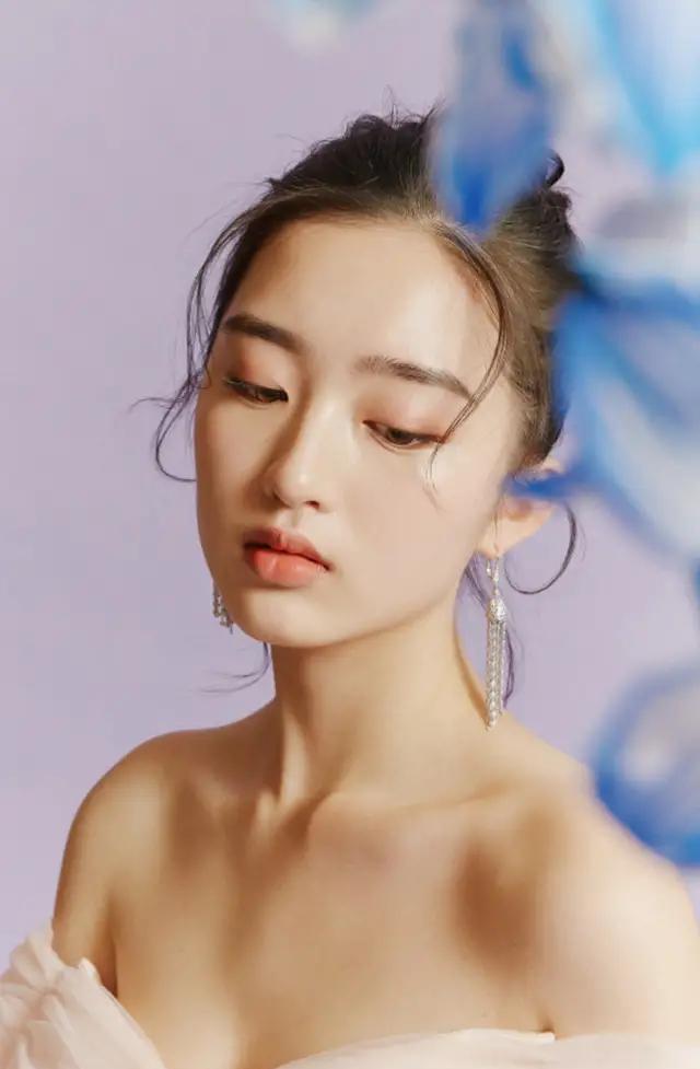 明星邓恩熙第6776期时尚潮流美图欣赏
