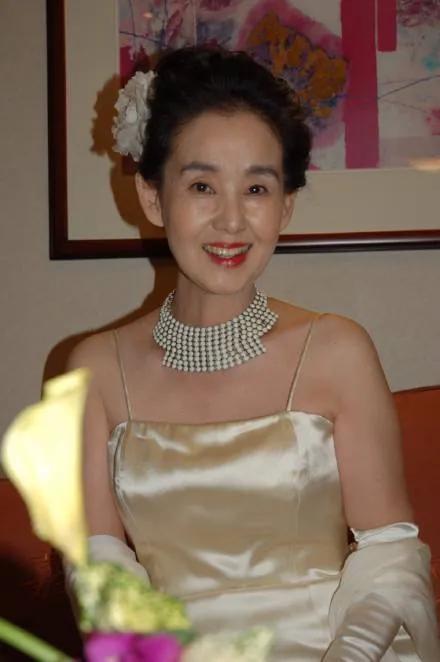 中野良子:《追捕》中善良勇敢的真由美,