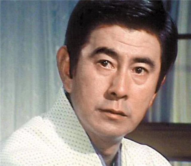 大岛茂旷世恋爱妻患病40年不离不弃83岁去世当天娶了他初恋