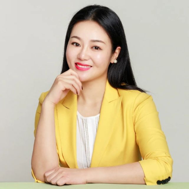 本期主播|陈晓波安徽省气象局资深气象主播,安徽卫视天气预报主持人