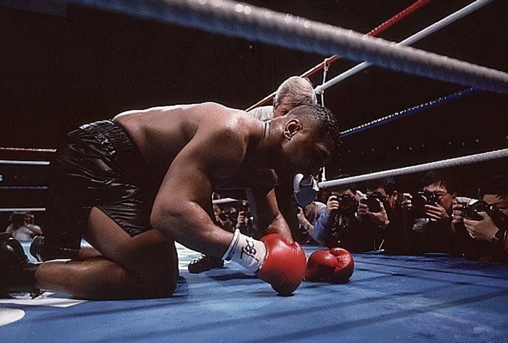 当泰森是软柿子?道格拉斯叫阵:别找借口躲避,我要再揍你一顿