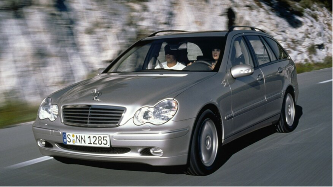 奔驰c级历代车型大盘点