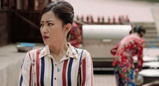 张可心在《刘老根3》中饰演药匣子的秘书,其实大家对于张可心并不熟悉