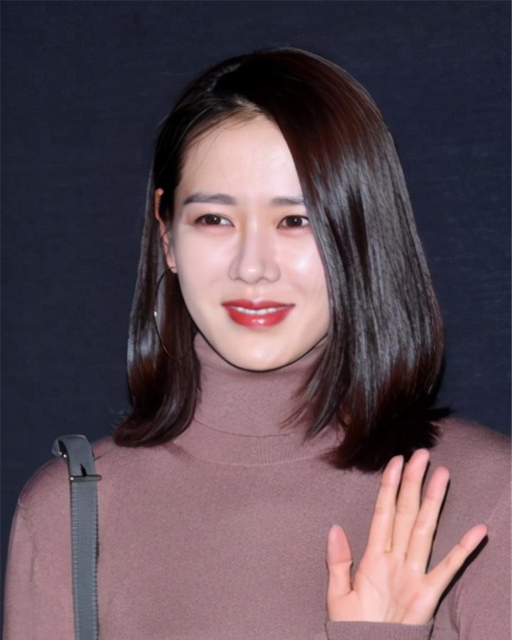 印象最深的自然美是韩佳人,她可以说和她的名字一样有名,韩佳人的鼻子