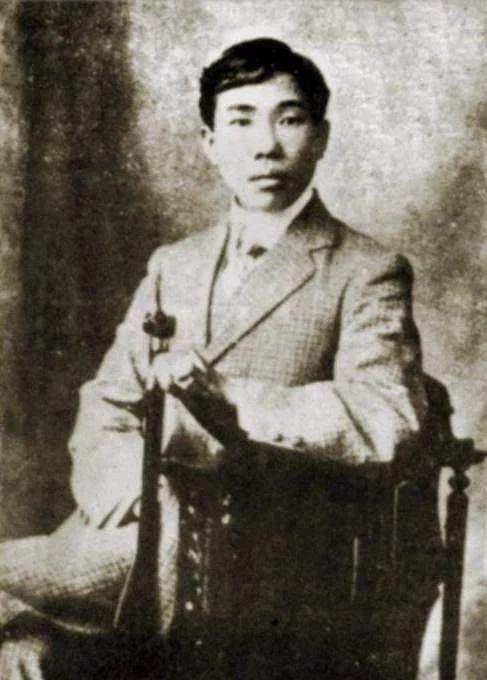 心爱之人,竟扮作流落风尘的烟花女|赵伯先|苏曼殊|花雪南|烟花|赵春笺