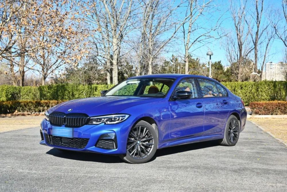 "万变"不离其宗,评中评试驾宝马330li xdrive