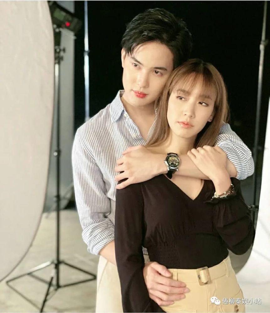 泰星min依然爱着七台被领导叫去谈话的时候眼泪一直在流