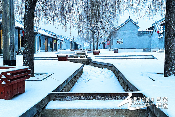 离石千年里雪景美不胜收
