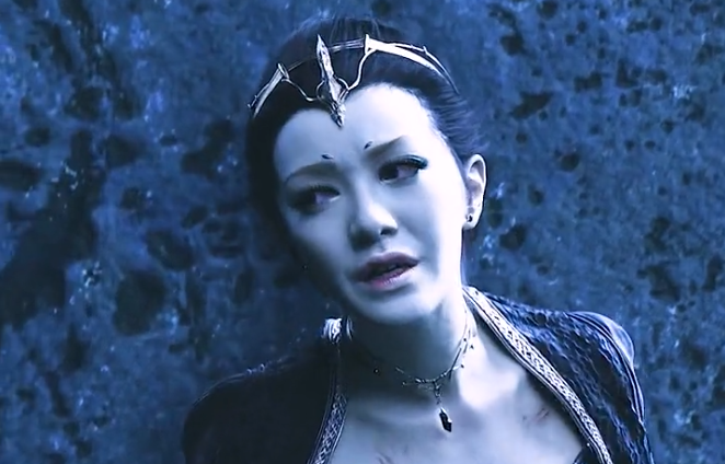 尤其是在被白银祭追杀的时候,特蕾娅幽冥之间的感情线更加分明,没想到