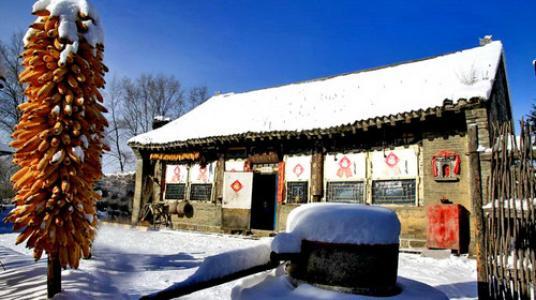 在努爾哈赤出生地存在有東北三大怪觀看完滿族故居才知是什麼