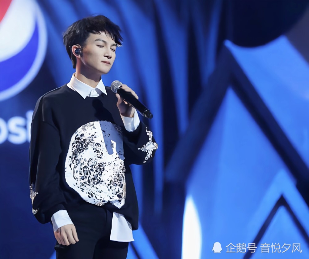 周深歌手2020排名第_2020年度男歌手榜:实力唱将与流量歌手比拼,只可惜周