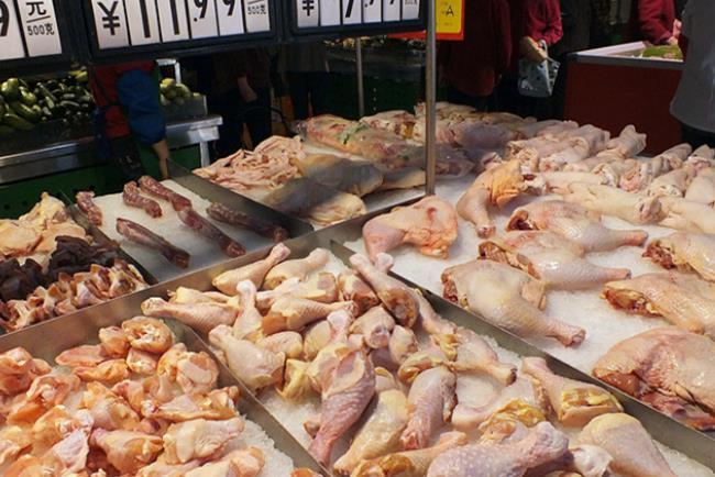 超市的冰冻鸡腿能供应不断,都是从哪里来的?吃了健康吗