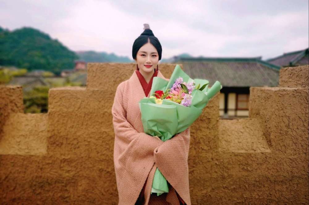 因为《大秦赋》刚开播不久,所以冬儿最终的命运我们