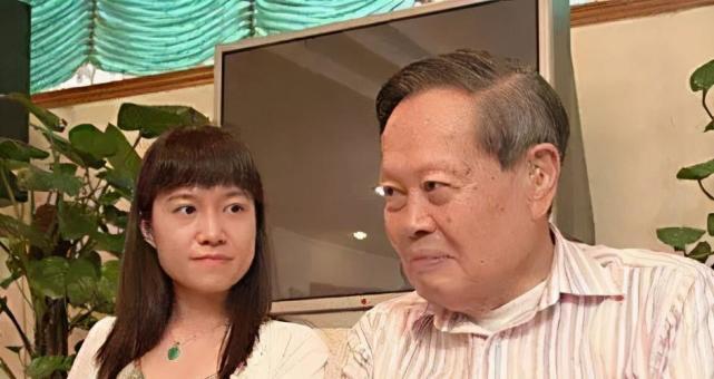 杨振宁:年老的我死后希望翁帆再婚,年轻的我却不愿意,心情复杂