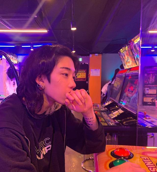 naver创始人儿子出道,yg成幕后推手_腾讯新闻