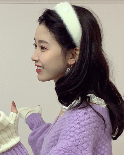 半藏森林换新发色,歪头侧颜撞脸iu,网友纷纷喊话黄子韬