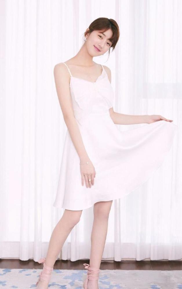 李凯馨:第6221期美图潮流欣赏!