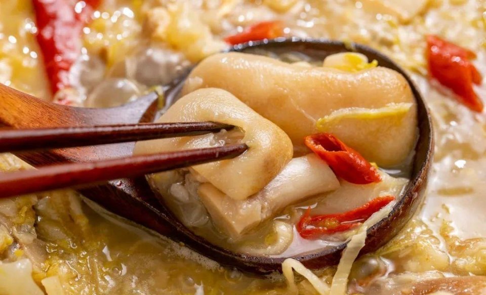 入冬后女生多吃它,酸菜猪脚的两种做法,简单易上手!_腾讯新闻