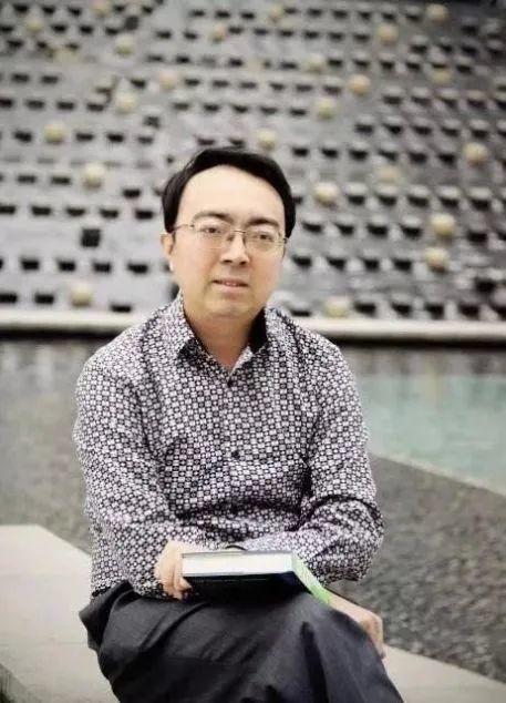 今日科幻(第26期)丨人物传记 何夕_腾讯新闻