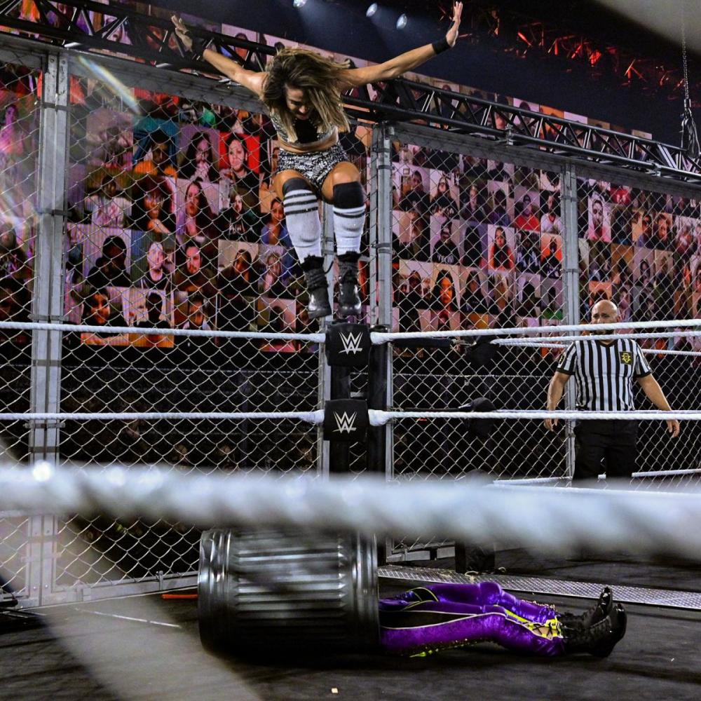 nxt北美冠军重回强尼囊中,紫雷竟在战争游戏大赛被她压制了!