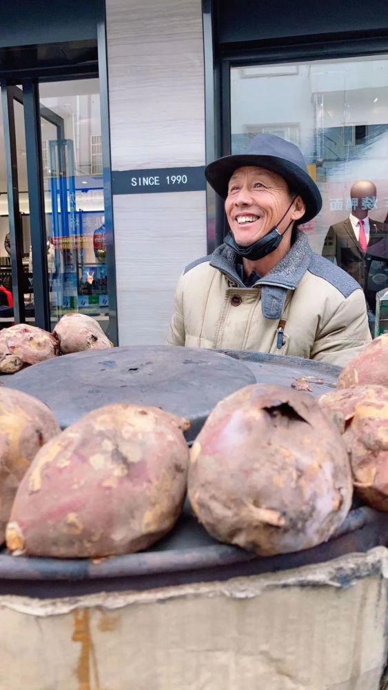 街边烤红薯的味道是多少泗门人忘不掉的记忆