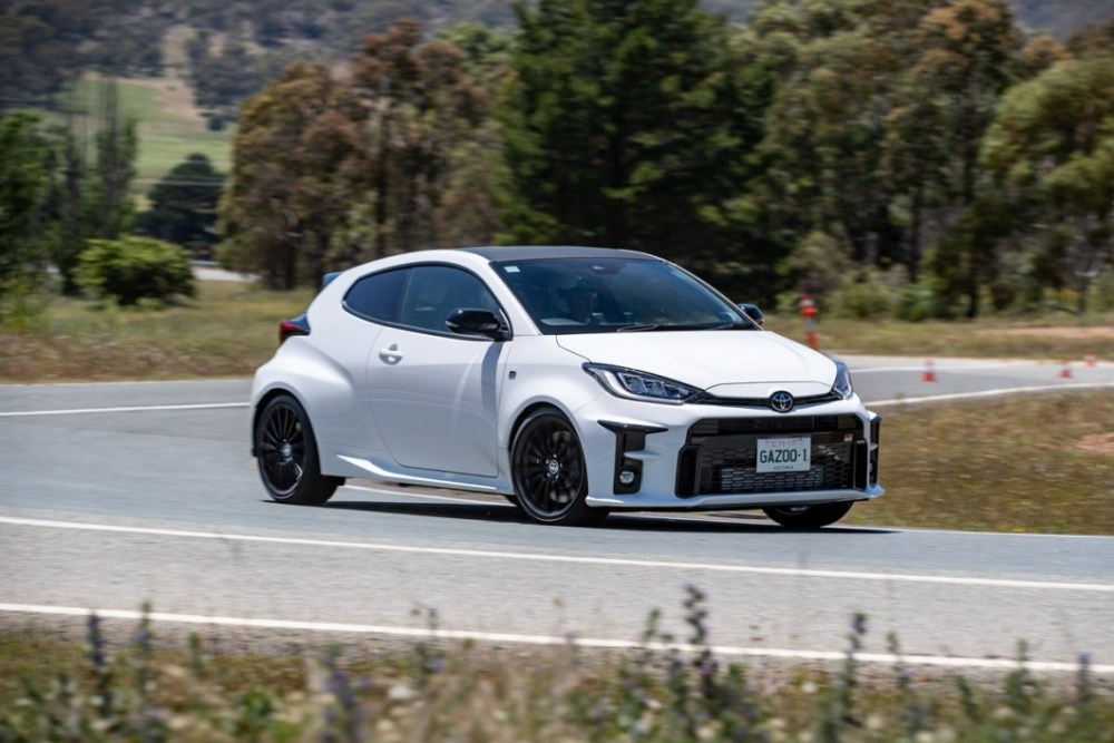 丰田雅力士赛道版gryaris16t三缸小钢炮的魅力